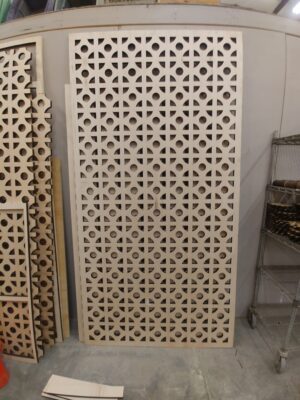 Wood screens / partitions